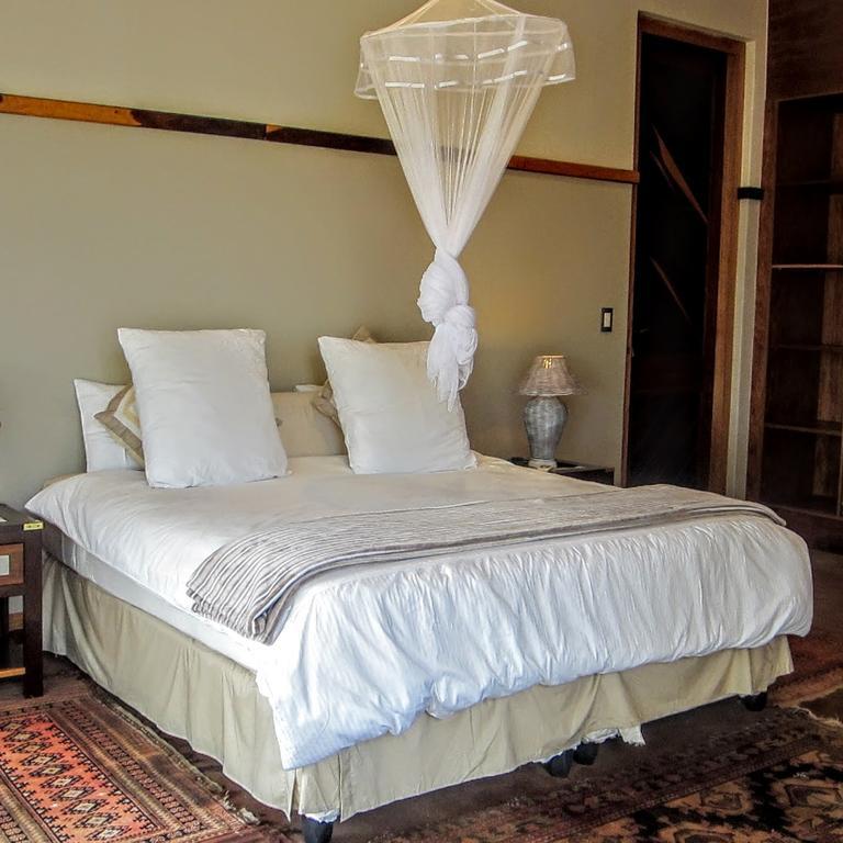 Вілла Chumbi Bush House Глуглуве Номер фото