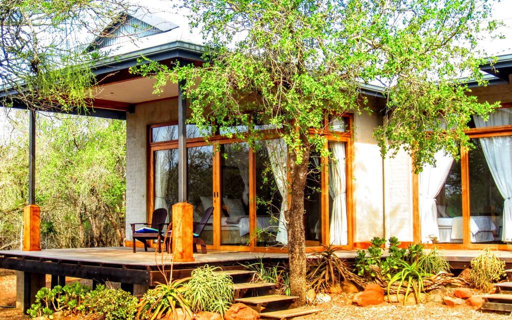 Вілла Chumbi Bush House Глуглуве Номер фото